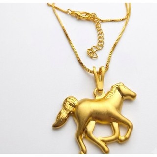 colar com pingente de cavalo folheado 18k
