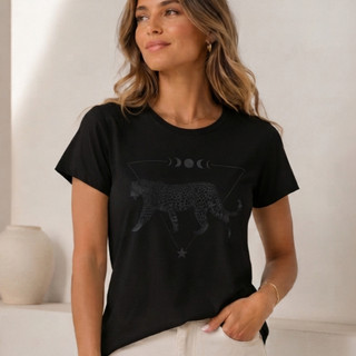 Camiseta Feminina 100% Algodão Peruano Premium Estampa Onça Fase da Lua T-Shirt Blusa P M G