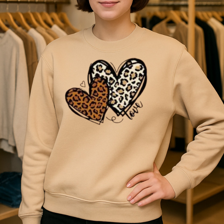 MOLETOM CARECA DE ALGODÃO PREMIUM FEMININA ESTAMPADO CORAÇÃO ELEGANTE CONFORTAVEL ESTILOSA