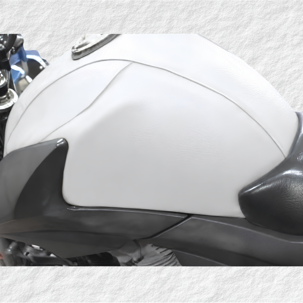 Capa Para O Tanque Da Moto Factor 125/150 2016-2017-2018-2019-2020-2021-2022-2023-2024 Branca