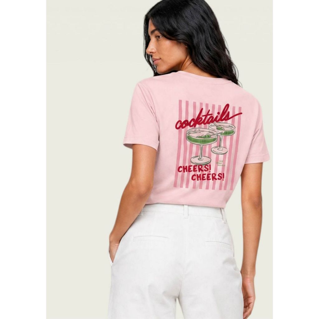Camiseta Feminina Estampada com: Cocktails - Moderna Estampada 100% Algodão Manga Curta Gola Redonda Tecido Confortável