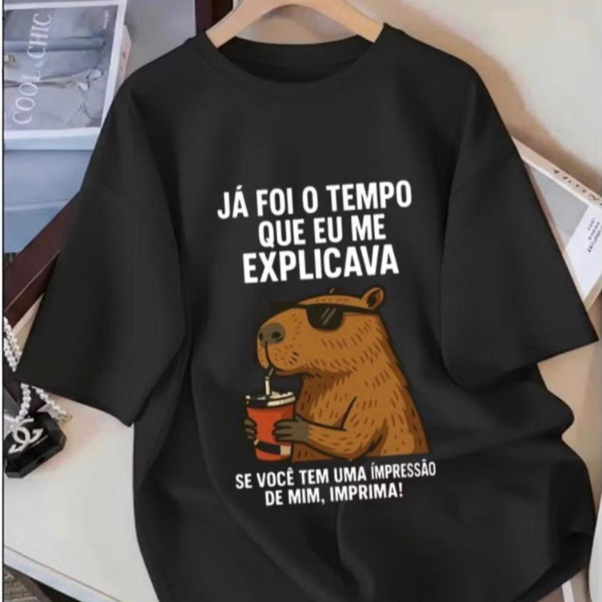 Camiseta Feminina Oversized Estampada Frase Engraçada Capivara Casual