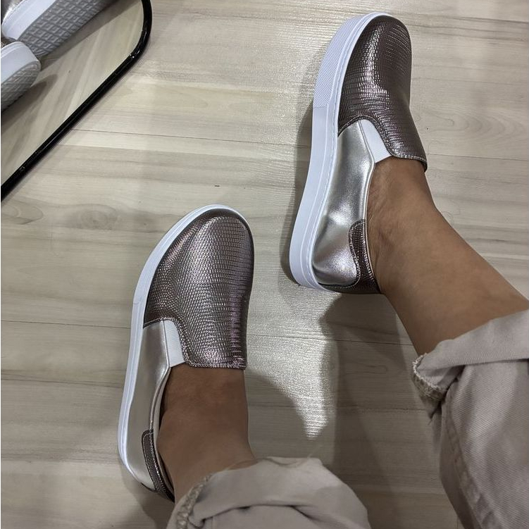 Tênis Slip On Feminino Prata Casual Confortável Fácil Calce Daya Store