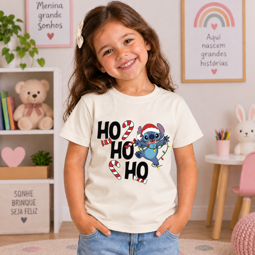 Camiseta Infantil Juvenil Ho Ho Ho Stitch Menina Estampada Moderna Confortável Manga Curta