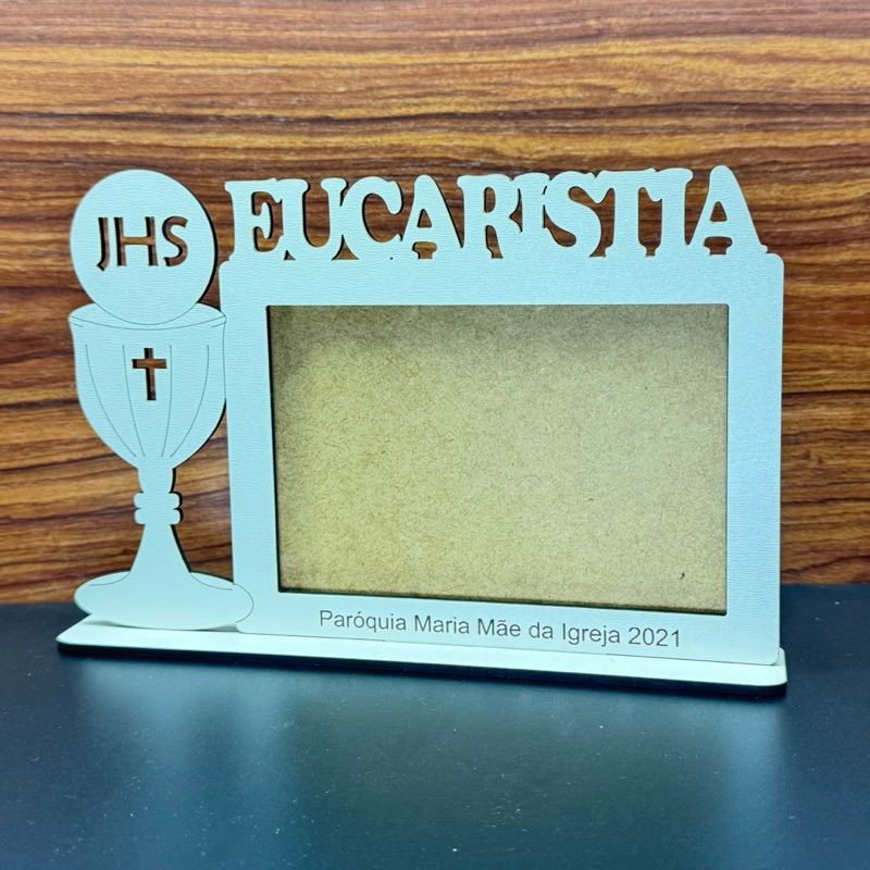 Porta-Retrato Primeira Eucaristia em MDF 10x15 | Lembrancinha Religiosa | Primeira Comunhão
