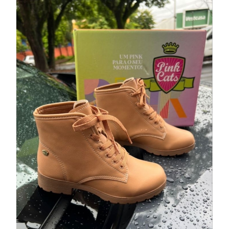 Bota Coturno Infantil Dakotinha Pink Cats Menina Cano Curto Cadarço Inverno Conforto Infantil