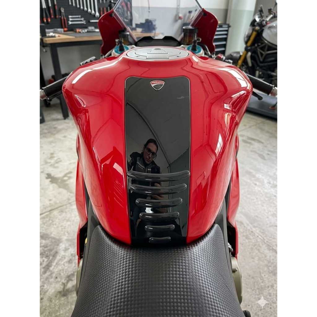 Kit Adesivo Protetor Tanque Moto Resinado Universal + PPF Transparente Protetor Quina Porta Carro