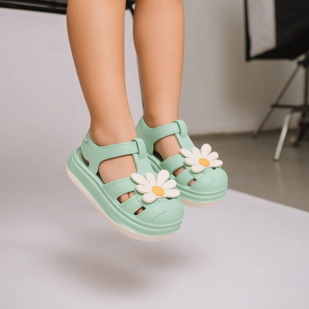 Sandália Tendência Infantil Feminina Confortável Leve Estilosa Moda Verão