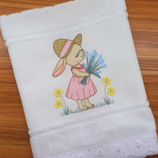 TOALHA LAVABO COELHO  PÁSCOA VÁRIOS TEMAS BORDADA À MÁQUINA. (30cm x 45cm). em Oferta na Shopee