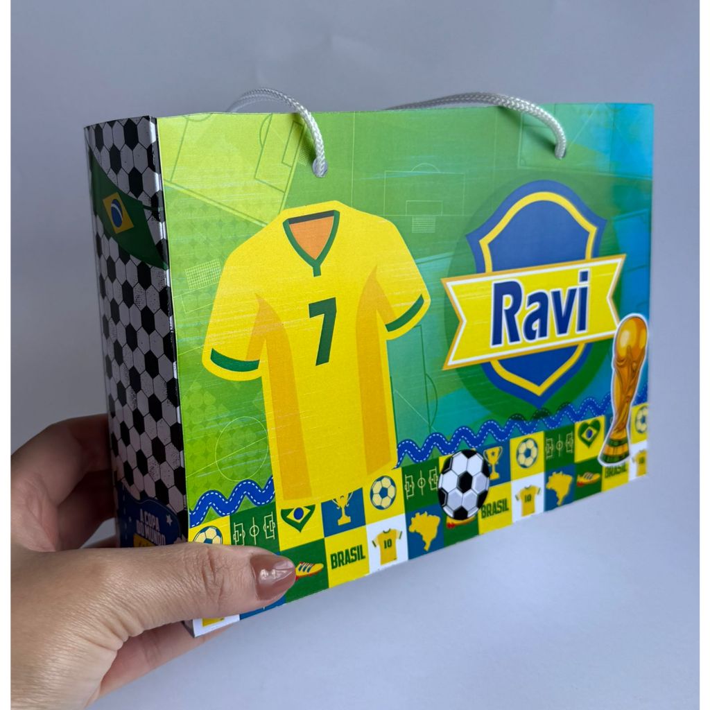 Sacolinha Surpresa Personalizadas Copa do Mundo/Futebol/Vai Brasil/Jogo/ (G)20x15x5,5cm/Lembrancinhas/PEGUE E MONTE