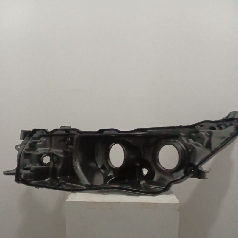 Carcaça do Farol Toyota Corolla 2014-2017 sem Projetor LE
