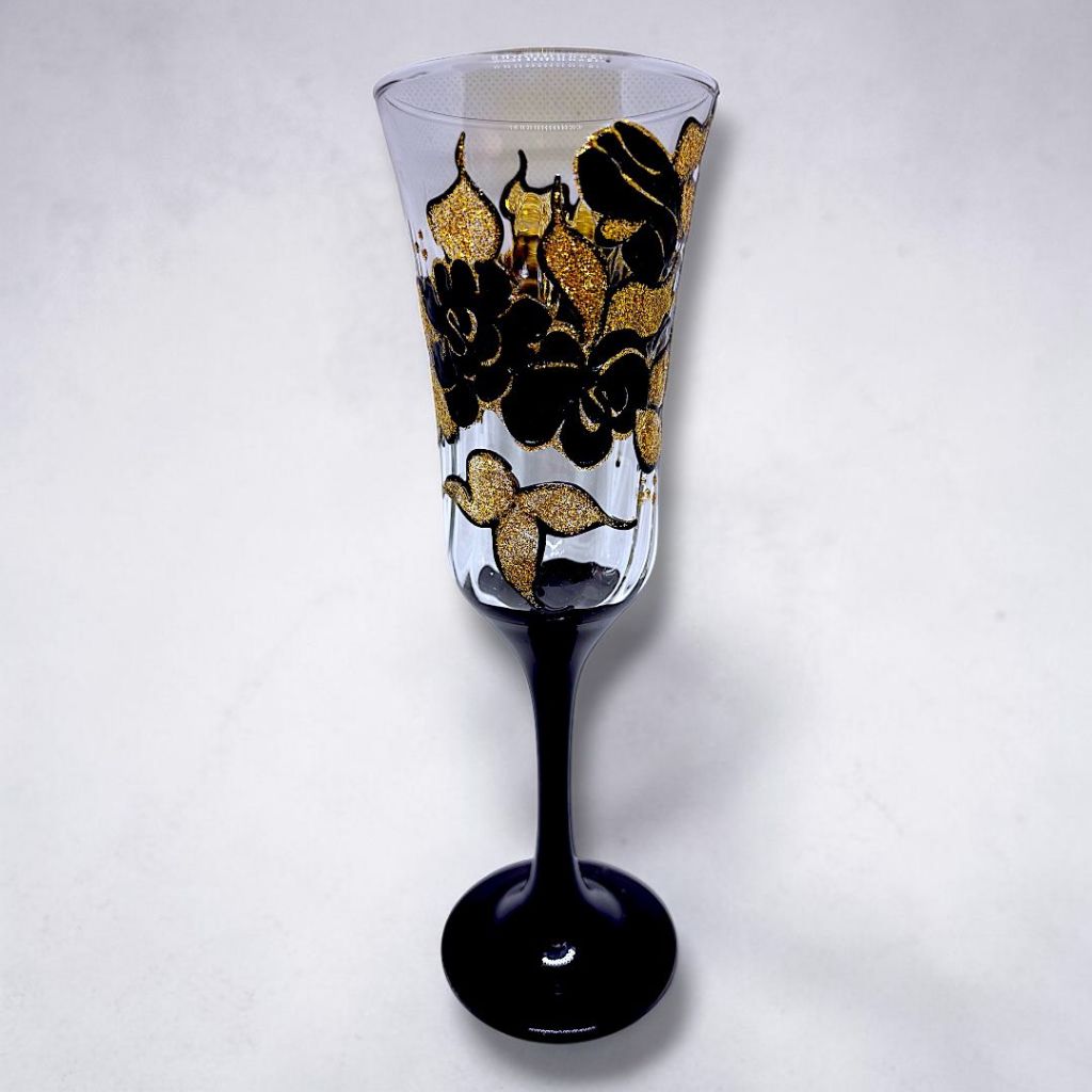 Taça Lírio Pomba Gira Flor Preta e Dourada - Padilha Mulambo Sete Saias Rosa Caveira Rainha Vidro
