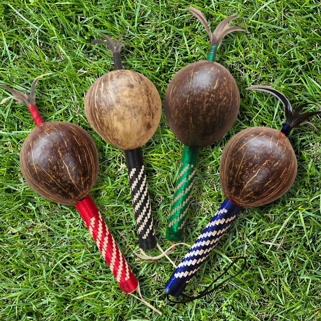 Kit 4, 3 e 2 Maraca Cacique Chocalho indígena Cabaça Artesanal Indígena 30cm