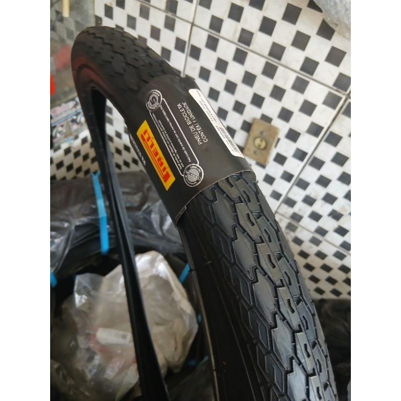 Pneu Pirelli Manga Turbo Aro 26 x 1.1/ 2x2 Bicicletas Barra Forte E Poti
