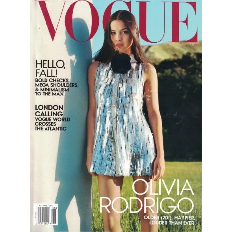 REVISTA VOGUE, DE AGOSTO DE 2023, COM OLIVIA RODRIGO NA CAPA