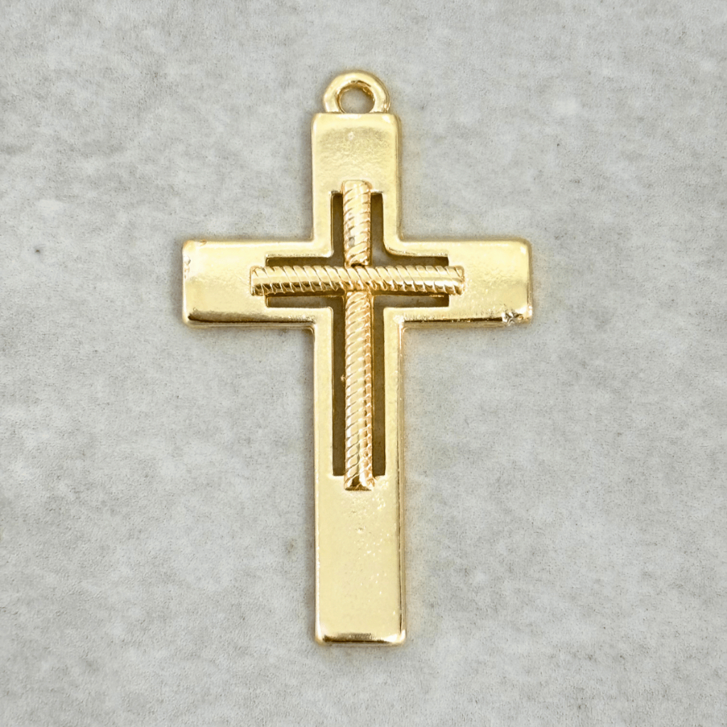 KIT Pingente Cruz Quadrada Crucifixo Vazado Dourado Cataforético Para Fazer Terço Colar Artesanato — imagem 2 de 2
