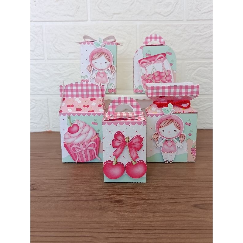 Kit festa Cerejinha – Lembrancinha Infantil – Personalizados Cerejinha - Prontas e Montadas