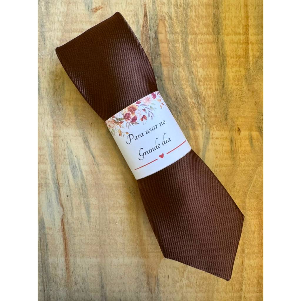 Gravata Slim Marrom para Padrinhos de Casamento Tag PD