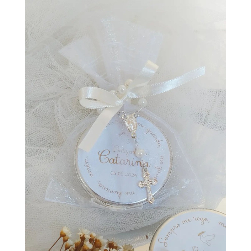 Lembrancinha batizado vela aromática com terço