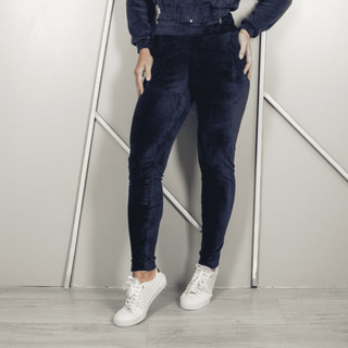 Calça Feminina Plush Peluciada Marrom Jogger Quentinha Sem Bolsos Inverno Macia Confortável Cintura Alta