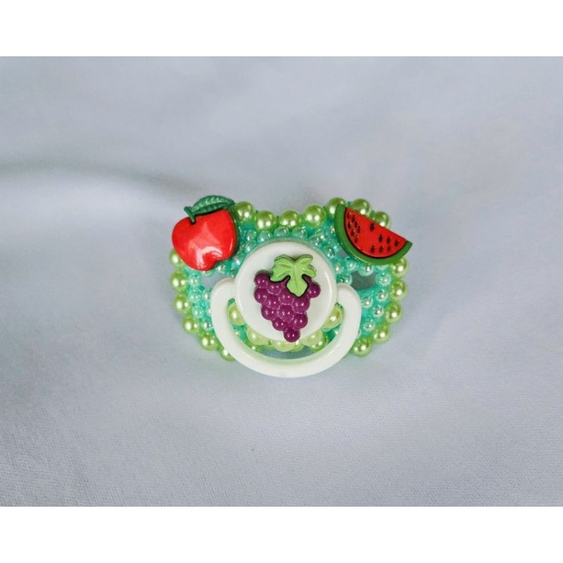 Chupeta erê verde com frutas mariazinha rosinha ritinha Pedrinho Joãozinho Caboclinho matas ibejis Umbanda Candomblé