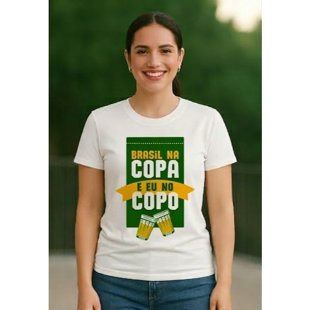 Camiseta Brasil na Copa e Eu no Copo – Camisa Divertida Torcedor Futebol Unissex Copa do Mundo