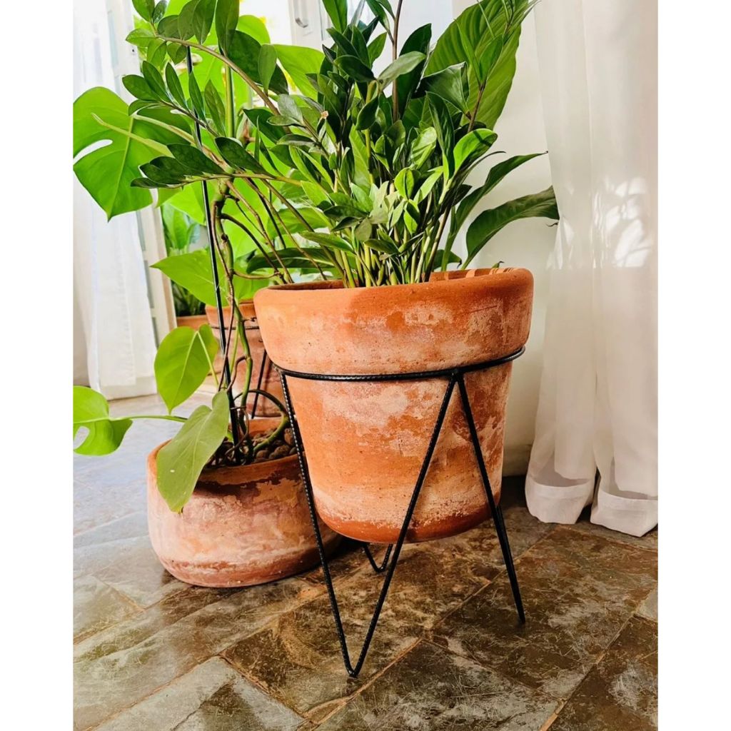 Kit 3 Suporte Tripé Ferro Para Vasos 30cm Resistente Decoração Jardim Casa
