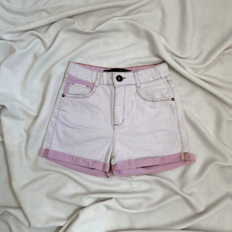 Short Marisa Tamanho 38, Veste Melhor Um 36 — R$ 12,00 em Shopee