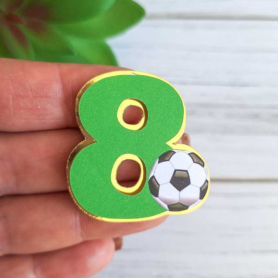 Aplique número 3D - número 8 - tag lembrancinha - caixinhas - personalizados - FUTEBOL