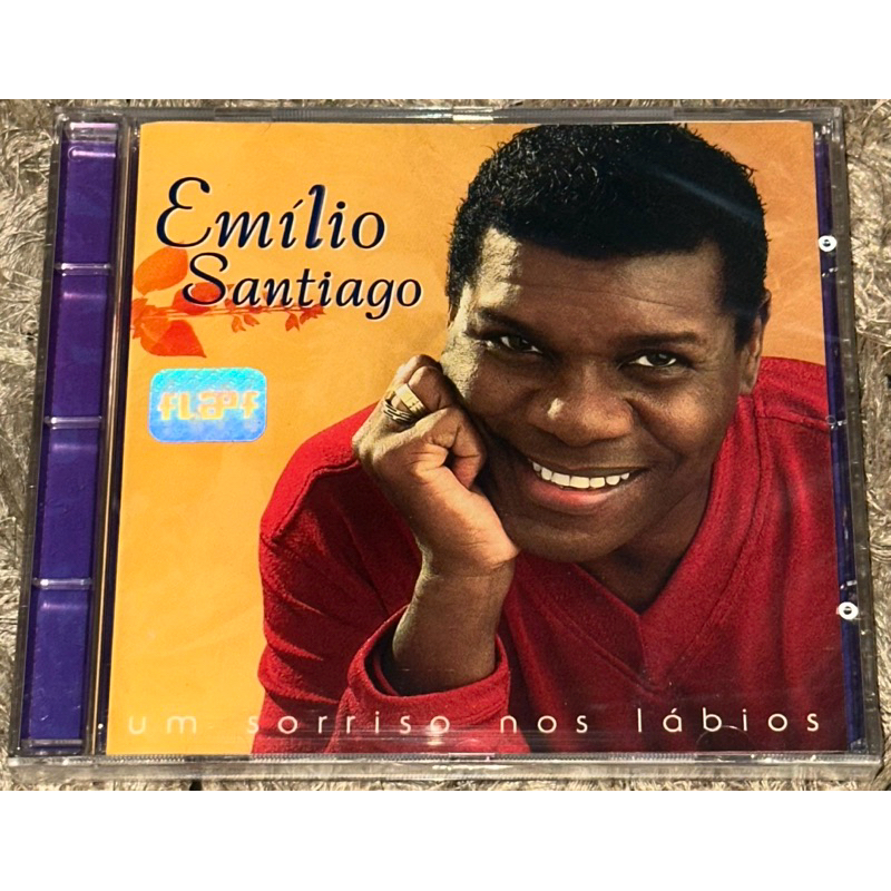 CD Emílio Santiago Um Sorriso Nos Lábios original lacrado Y 1209