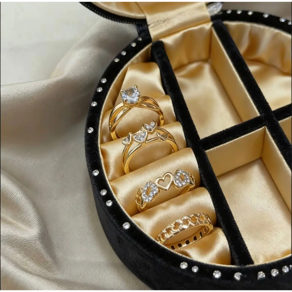 Kit 4 Peças Anéis Banho Verniz Conjunto Estilo Grife Tendência em Bijuterias Para Festas, Envio aleatório