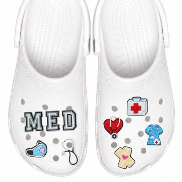 pins bottons para Babuche crock sandalia saúde médico