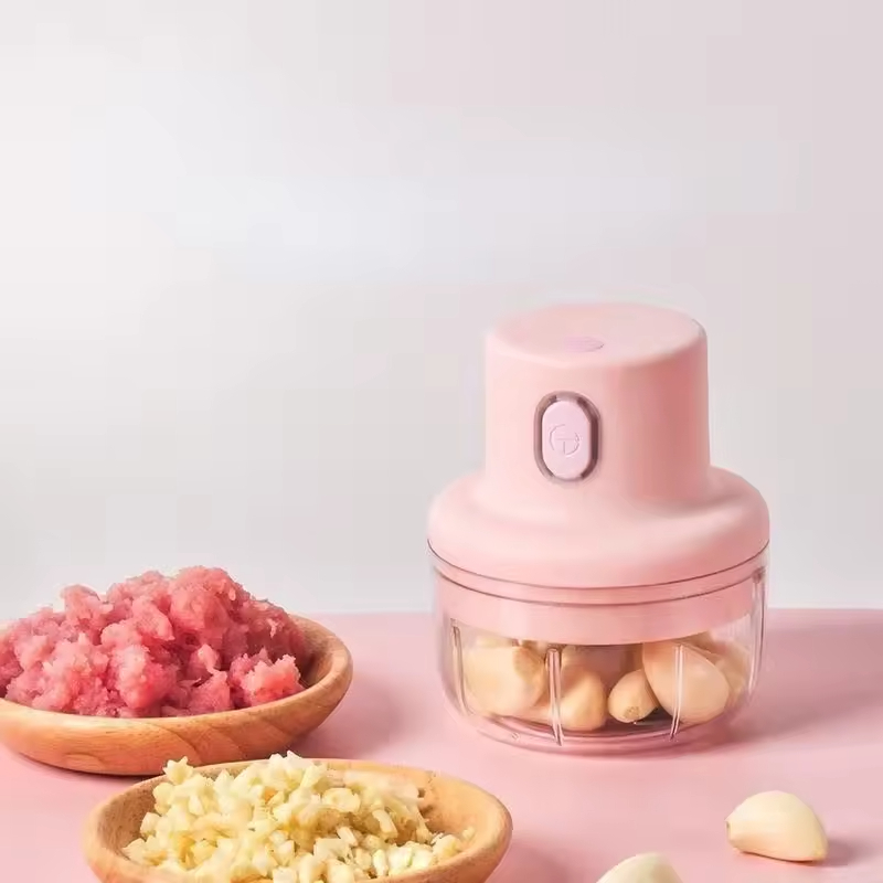 Mini Processador Elétrico Com 2 Lâminas De Aço Inox 250ml De Alho Pimenta Legumes Recarregável