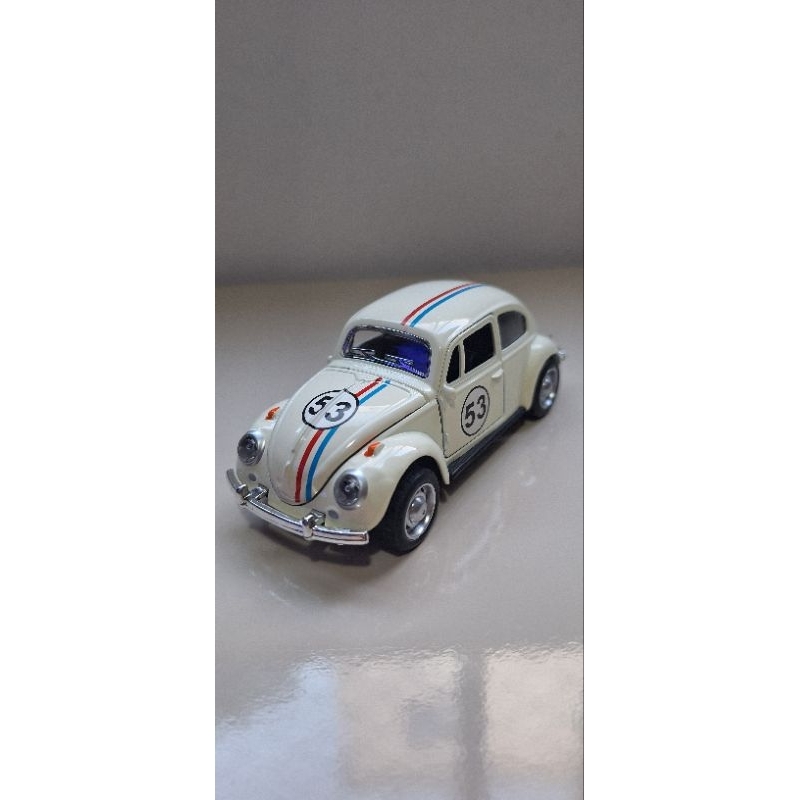 Carrinho Miniatura Fusca Herbie Clássico Escala 1:32 Fricção – A Miniatura do Carro Mais Famoso do Cinema