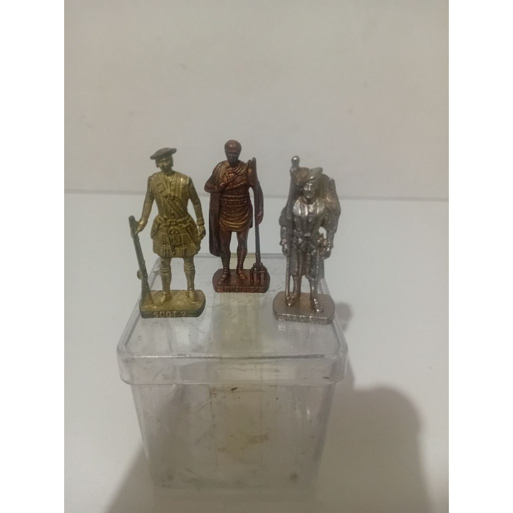 Soldados de Ferro Kinder Ovo Ferrero Anos 90 | Escolha Seu Modelo | Miniaturas Usadas