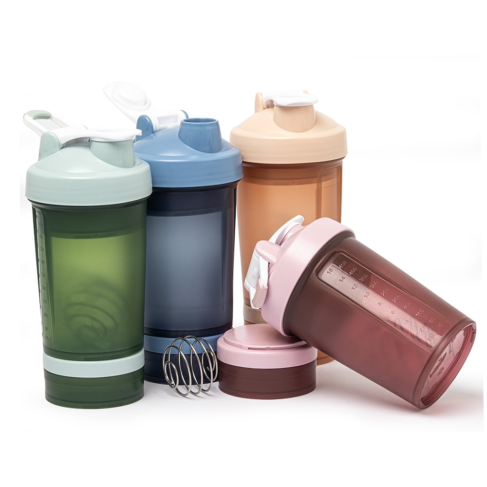 Coqueteleira para Academia Garrafa Shaker com Misturador de Mola