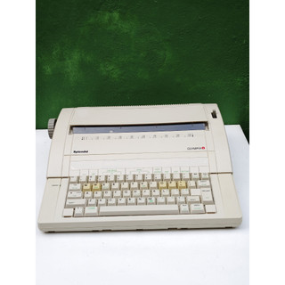 Máquina de escrever, Olympia, Splendid, eletrônica, vintage, retrô, colecionador, anos 80, anos 90, QWERTY