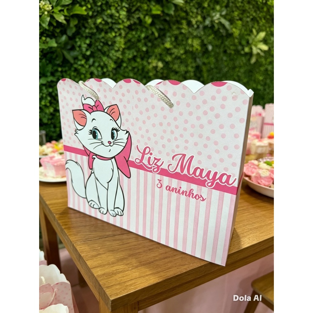 Sacolinha Personalizada tema Marie – Lembrancinha de Aniversário Infantil