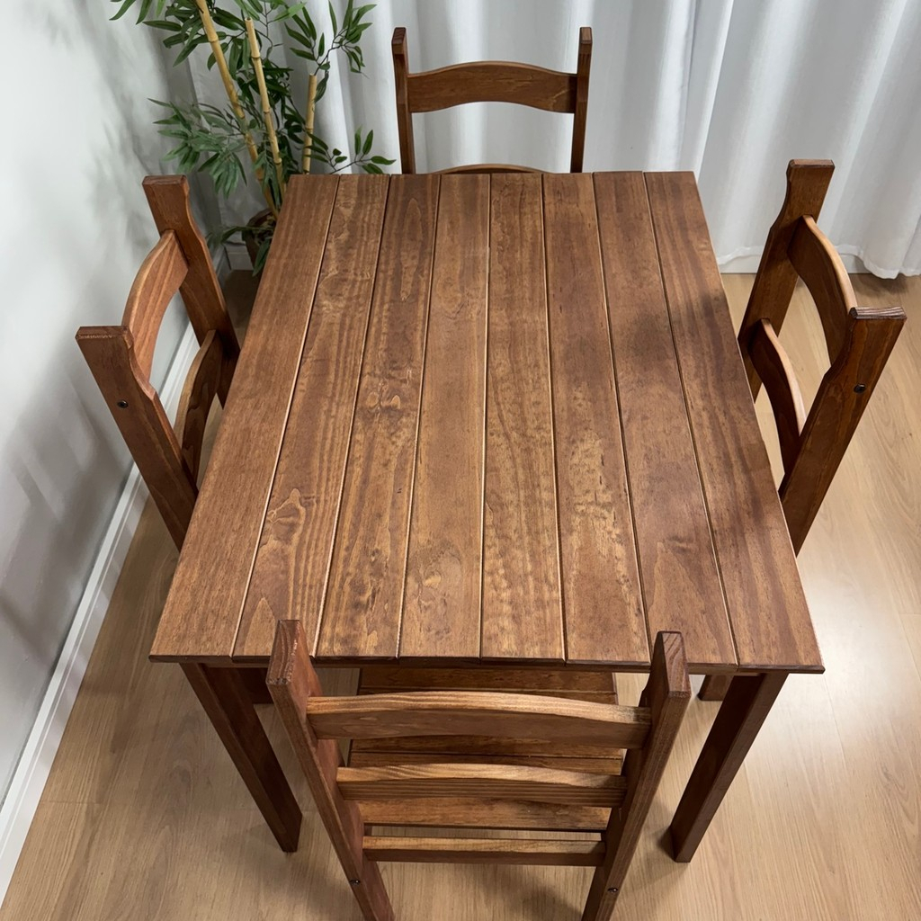 Mesa de Jantar com 4 Cadeiras - Madeira Maciça, Durável e Fácil de Limpar, Cor Mel, Tecido Liso — imagem 2 de 2