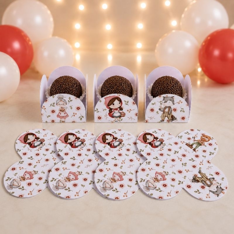 Forminhas de Doces Personalizadas no Tema Chapeuzinho Vermelho /Lembrancinha de Festa /Aniversário/ 4 pétalas