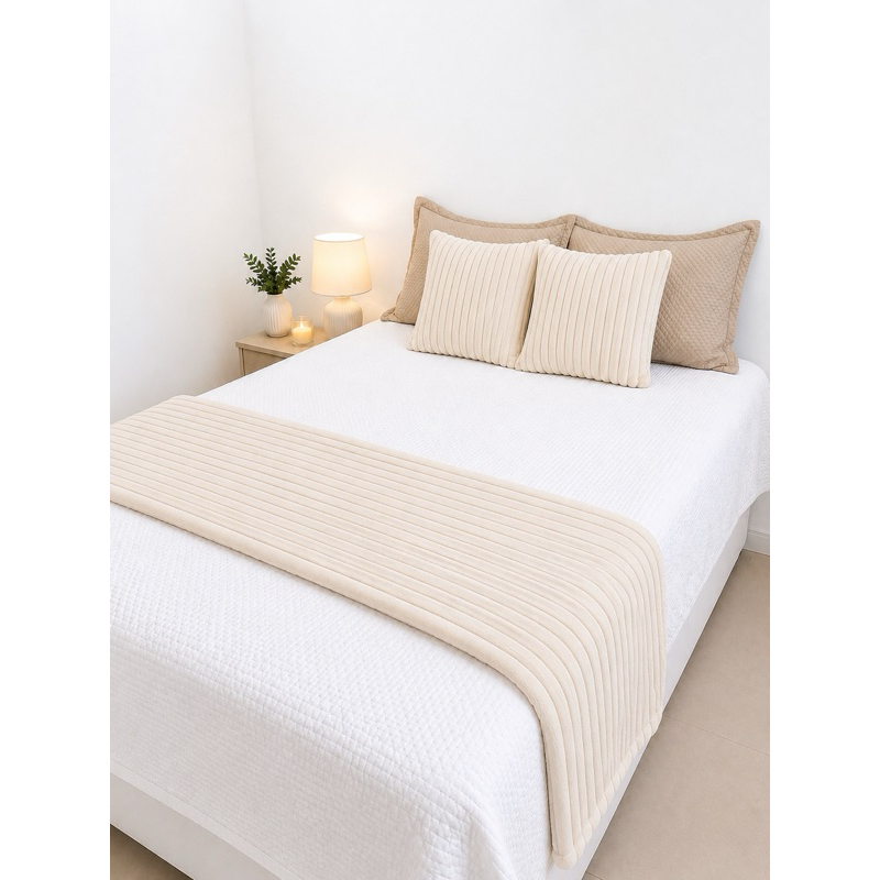 KIT 3 Peças Cama Posta 1 Peseira e 2 Capas de Almofada Decorativa Flannel trançado bem Elegante
