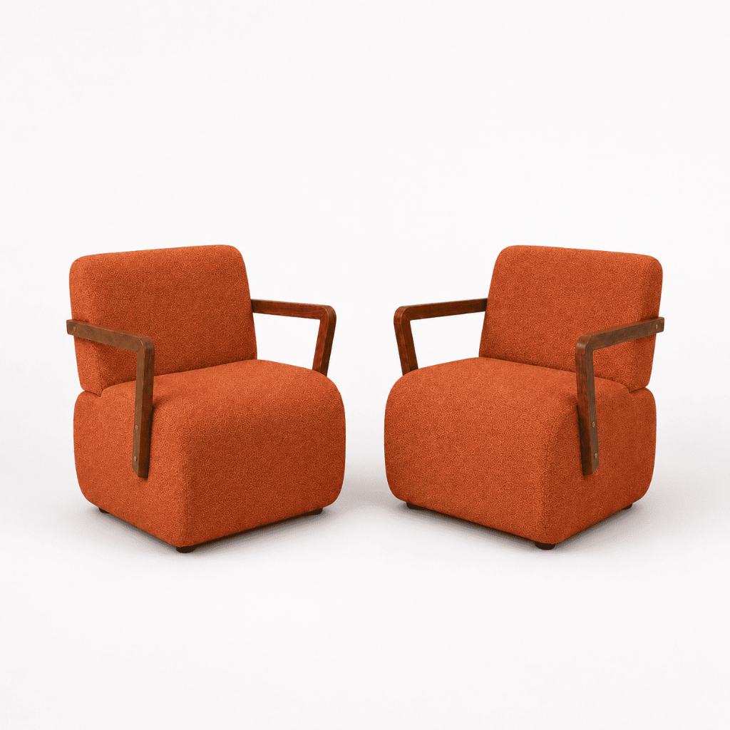 Kit 2 Poltronas Alice Estofado Bouclé Braços de Madeira Moderna Confortável para Sala Quarto e Escritório Recepção - AV