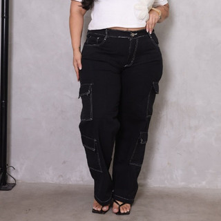 Calça Feminina Plus Size Super Cargo Preto Costura Invertida Branca