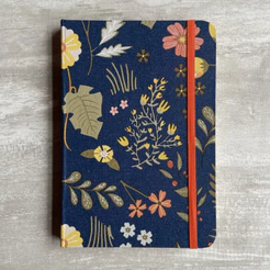 Caderno Artesanal A5 (14x21 cm) - Jardim Noturno | 80 páginas