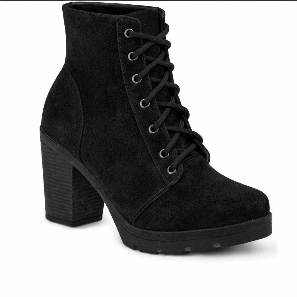 Bota feminina de salto em camurça elegante e confortável