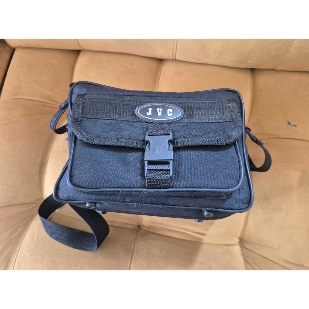 Máquina Antiga JVC está quebrada