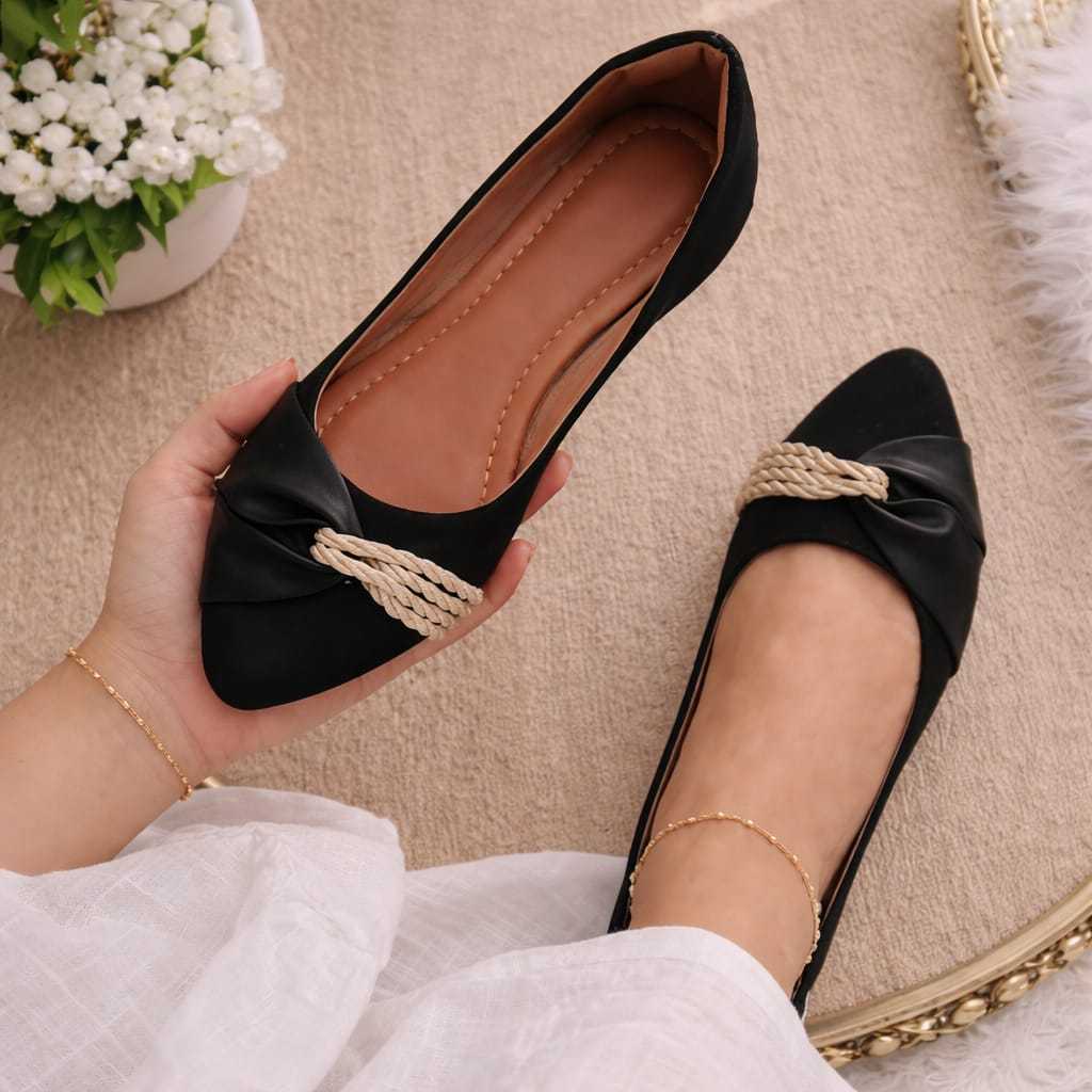 Sapatilha Feminina Mocassim Confortável Bico Fino Sapatilha Preto Cordão Trançado Elegante
