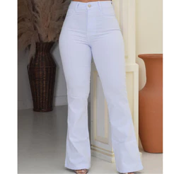 Calça Jeans Flare Branca Cintura Alta Empina Bumbum Feminina