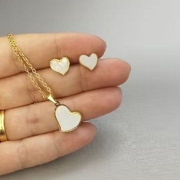 Conjunto Colar+Brinco Madrepérola Aço Inoxidável Dourado (Coração, Gota, Borboleta)