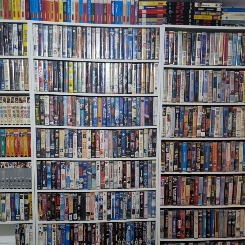 Fitas VHS funcionando. valor unitário. filmes e shows.